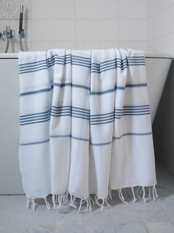 asciugamano hammam bianco/blu marino